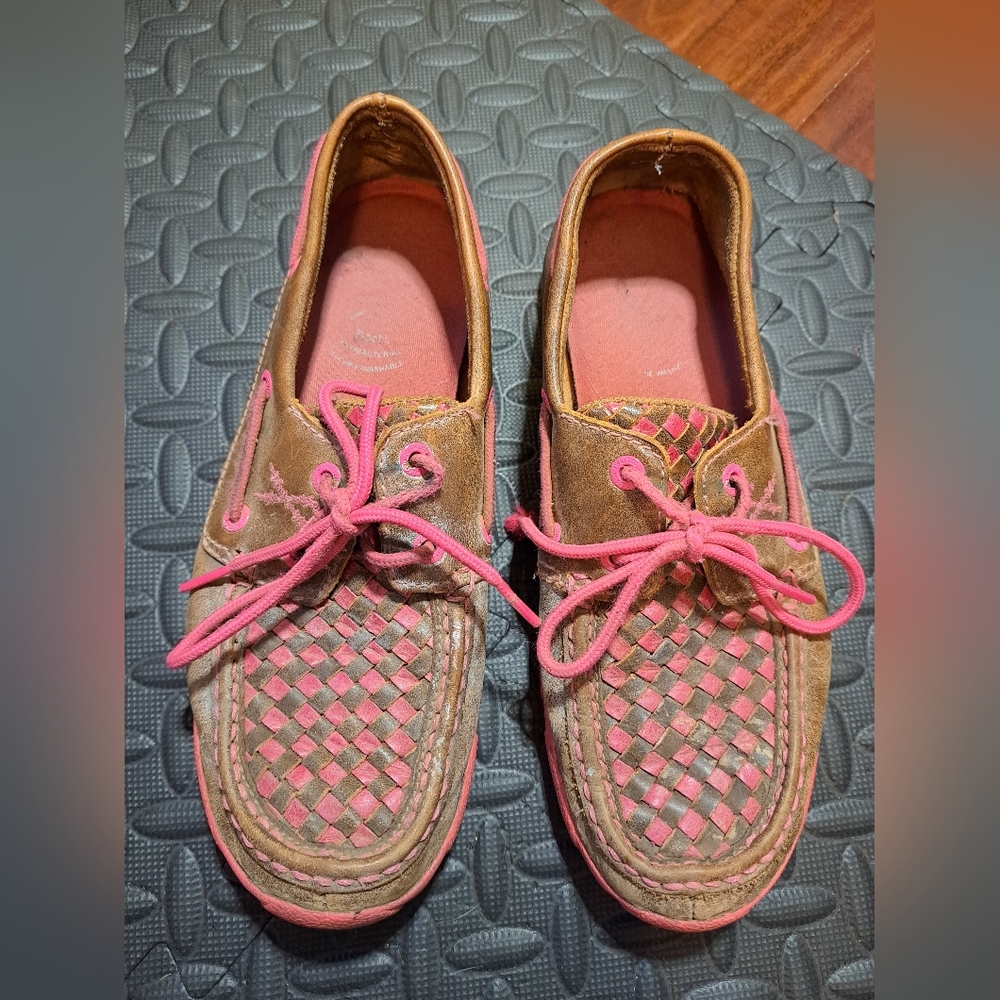 Womens Twisted X leather loafers
